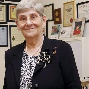 Karatay: Mideniz kaldırıyorsa 10 tane yiyin