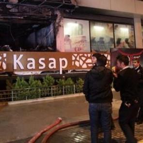 Beylikd&uuml;z&uuml;&rsquo;nde l&uuml;ks restoran kundaklandı