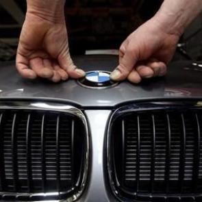 Alman otomotiv devi T&uuml;rkiye'ye geliyor