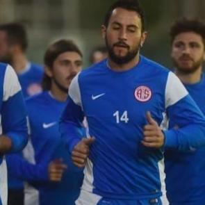 Antalyaspor Galatasaray'a kilitlendi