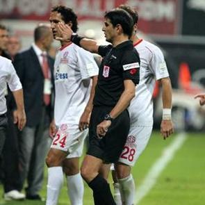 Antalyaspor'da şok kadro dışı!