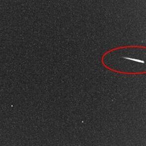 Ay'a dev meteor &ccedil;arptı!