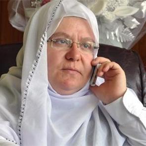 Baş&ouml;rt&uuml;l&uuml; başkanın ilk icraatı