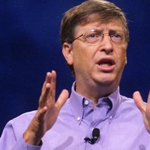 Bill Gates'ten meslektaşlarına sert eleştiri