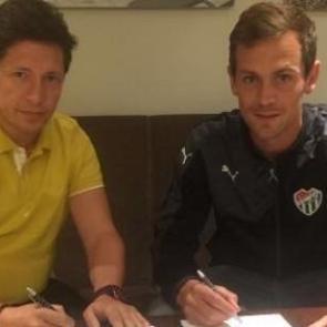 Bursaspor o transferi resmen duyurdu