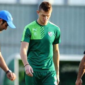 Bursaspor oyuncusuna kavuşuyor