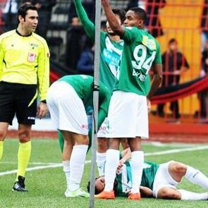 Bursaspor'a kupa ma&ccedil;ında 2 şok birden!