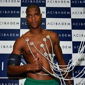 Bursaspor'da Ricardo Faty kontrolden ge&ccedil;ti!