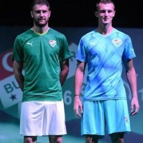 Bursaspor'da yeni formalar tanıtıldı