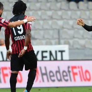 Balıkesir başkentte 'buz' kesti!