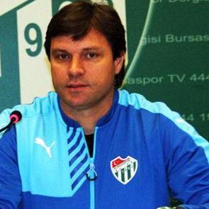 Bursaspor'dan flaş karar! Yeni hoca...