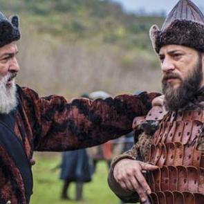 Turgut'un hançerlediği Ertuğrul kurtulabilecek mi?