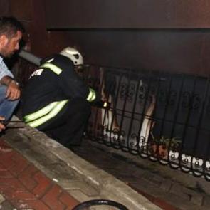 Polis olaya m&uuml;dahale etmek isterken zehirlendi