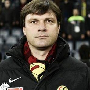 Ertuğrul Sağlam resmen a&ccedil;ıklandı! 3 yıllık imza