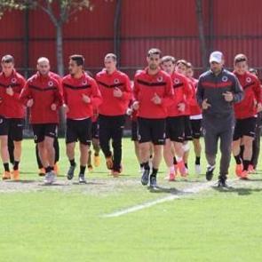 Gen&ccedil;erbiliriği 3 eksikle &ccedil;alıştı