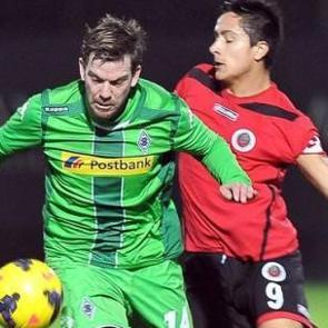 Gen&ccedil;ler, Bundesliga ekibini dağıttı