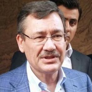 G&ouml;k&ccedil;ek: Haddinizi bileceksiniz