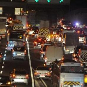 İstanbul trafiğine &ccedil;&ouml;z&uuml;m bulundu!