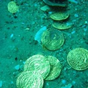 M&uuml;sl&uuml;man t&uuml;ccarlara ait eserler bulundu