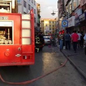 İş hanında yangın paniği