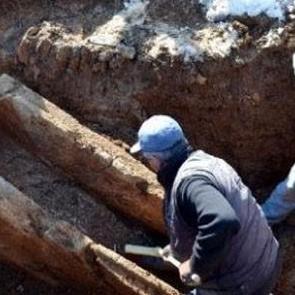 Denizli'de 2 bin yıllık anıt mezar bulundu