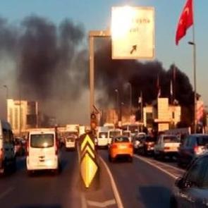 İstanbul'da korkutan yangın!