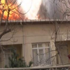 İstanbul&rsquo;da korkutan yangın