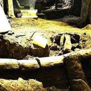 İstiklal'de 1500 yıllık Bizans mezarları &ccedil;ıktı