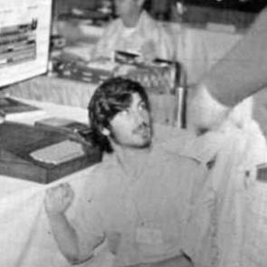 Jobs'ın sattığı ilk bilgisayara servet &ouml;dedi