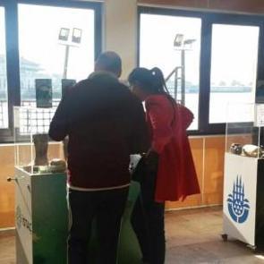 Kadık&ouml;y iskelesinde su altı temizlik sergisi