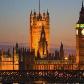Londra New York'u ge&ccedil;ti zirveye yerleşti
