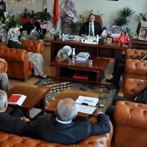 Makam odasından 7/24 canlı yayın