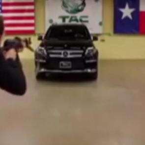 Mercedes&rsquo;e kurşun ge&ccedil;irmezlik testi