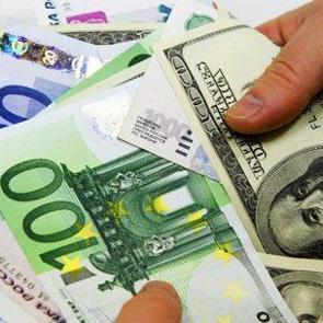 Merkez'in rezervi 247 milyon dolar azaldı