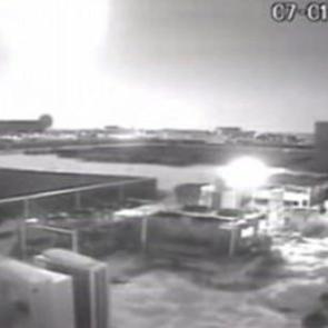 Meteor geceyi g&uuml;nd&uuml;ze &ccedil;evirdi