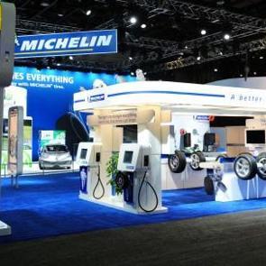 Michelin s&uuml;per modellere eşlik etti