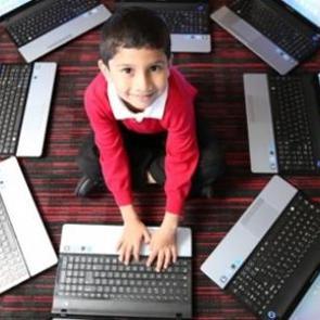 Microsoft'u şaşırtan 5 yaşındaki &ccedil;ocuk!