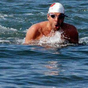 Milli yüzücümüz barış için Suriye'ye kulaç atacak