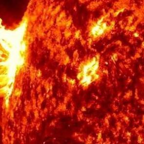 G&uuml;neş&rsquo;te dev patlama: D&uuml;nya&rsquo;ya ulaştı