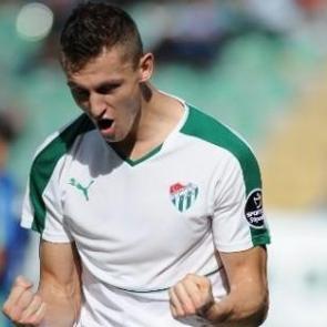 Necid, Fernandao'yu unutturdu