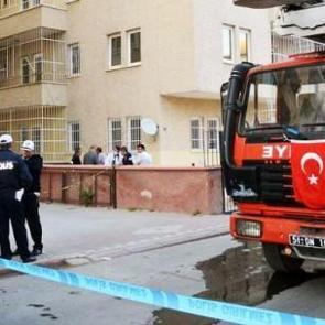 Oğlunu kurtardı, kızı ise alevler arasında kaldı