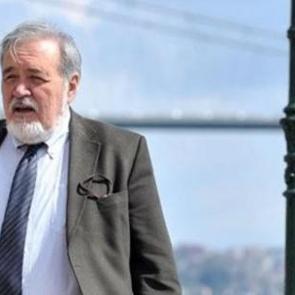 Ortaylı: Kırım Türkleri Osmanlı'dır