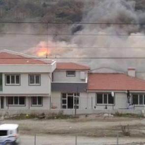Sakarya'da fabrika yangını!