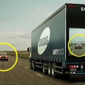 Samsung bombayı patlattı