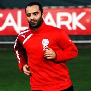 Semih Şent&uuml;rk'&uuml;n g&ouml;r&uuml;ş&uuml;t&uuml;ğ&uuml; iki kul&uuml;p