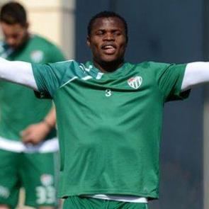 Bursaspor'da Taiwo krizi &ccedil;&ouml;z&uuml;ld&uuml;!