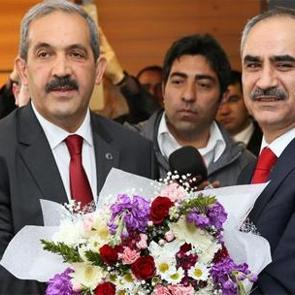 Sivas Belediyesi'nde devir teslim