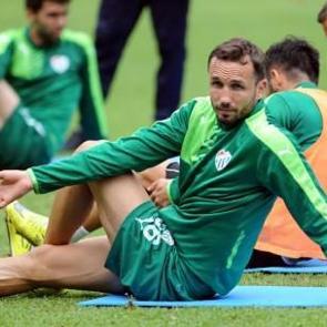 Sivok bombaladı! 'Doktor değil veteriner gibiydi!'