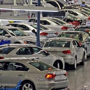 Standart and Poor's Volkswagen'in notunu kırdı