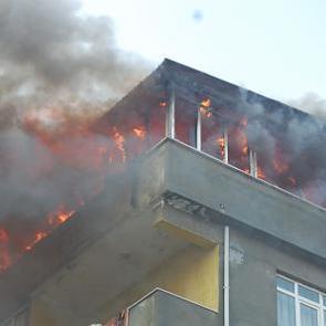 Tekirdağ'da yangın 3 ocağı k&uuml;l etti!